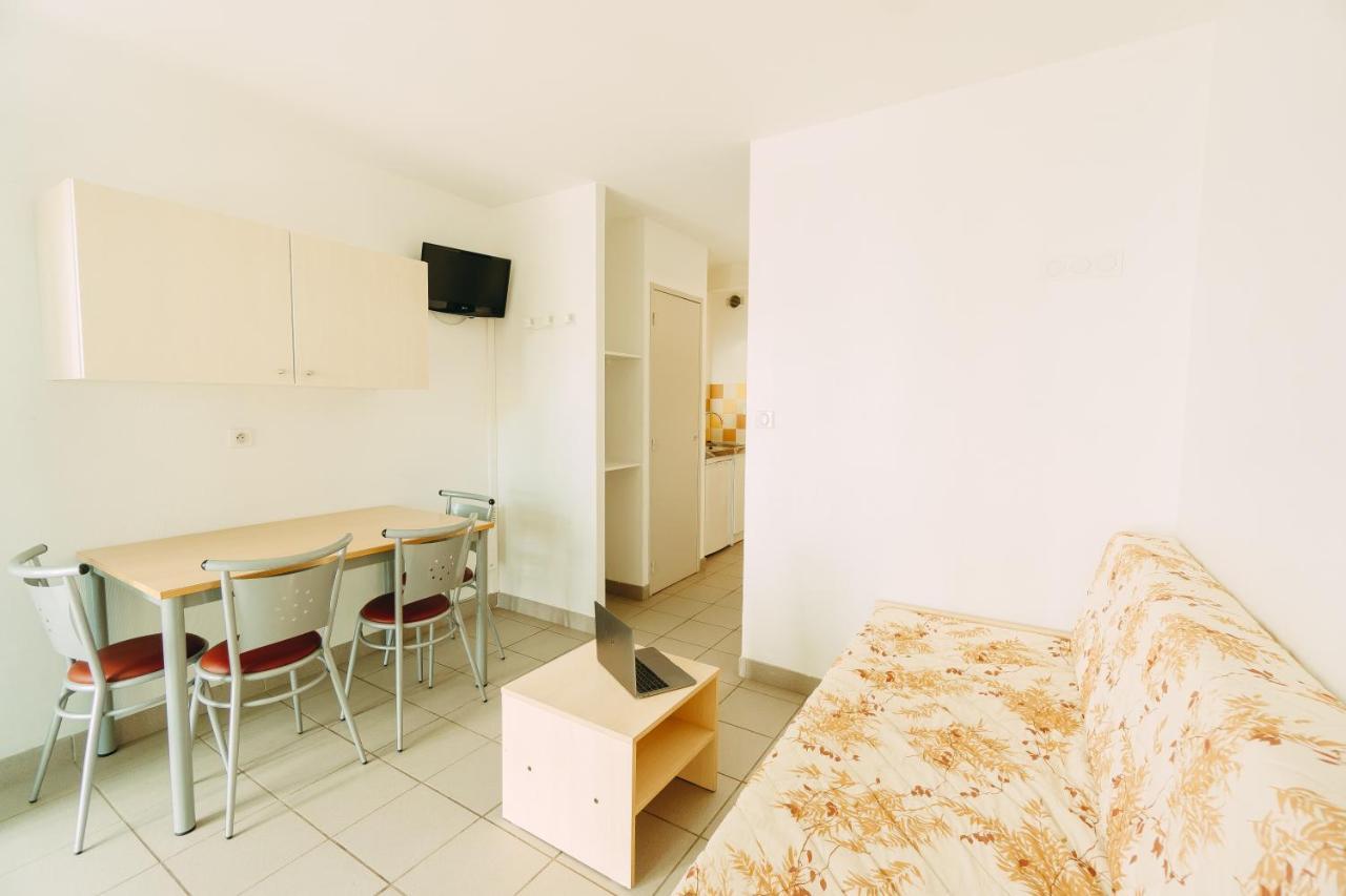 Village Vacances La Riviera Limousine By Popinns Altillac Exterior photo